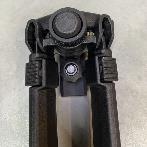 Сошки Magpul Bipod Sling Stud QD, цвет Черный, база крепления на антабку, MAG1075-BLK 243352 фото