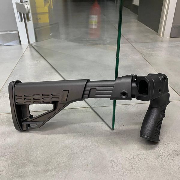 Рукоятка пістолетна на Mossberg 500 / 590 та Maverick 88 DLG Tactical (DLG-118), полімерна, з відсіком і гніздами для кріплення 244082 фото