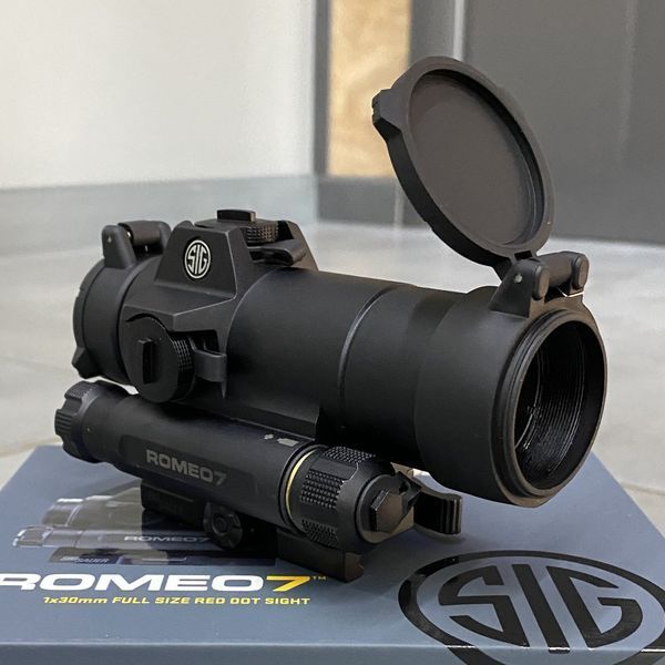 Коллиматорный прицел Sig Sauer ROMEO7, 1x30, 2 МОА красная точка,&nbsp;с QD креплением на Пикатинни,&nbsp;SOR71001 243844 фото