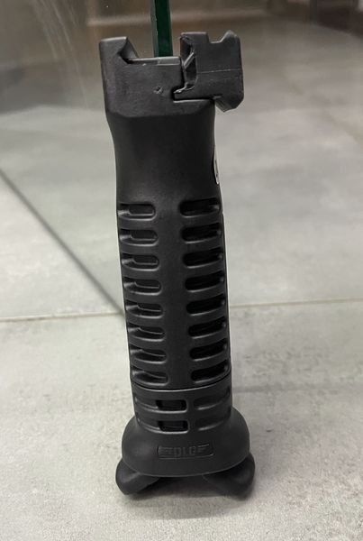Рукоятка перенесення вогню DLG TACTICAL (DLG-066-black), Чорна, з сошками, з планкою пікатінні, висота до 220 мм 242245 фото