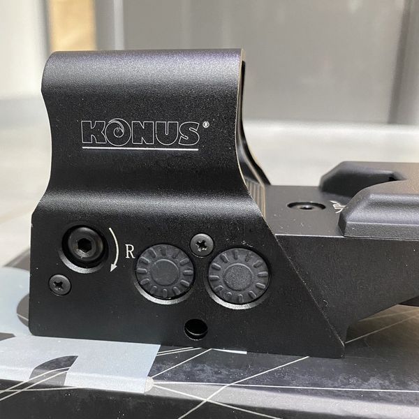 Коліматорний приціл KONUS SIGHT-PRO R8, з підзарядкою, 8 сіток, кріплення на 22 мм / 11 мм 243879 фото