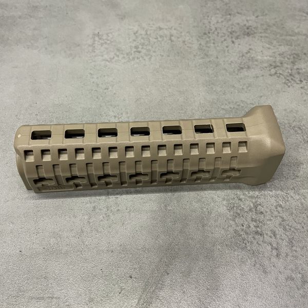 Цівка на АК 47/74 DLG TACTICAL (DLG-133-beige), полімерна, колір Койот, 1 планка пікатинни, з кріпленням M-LOK 242499 фото