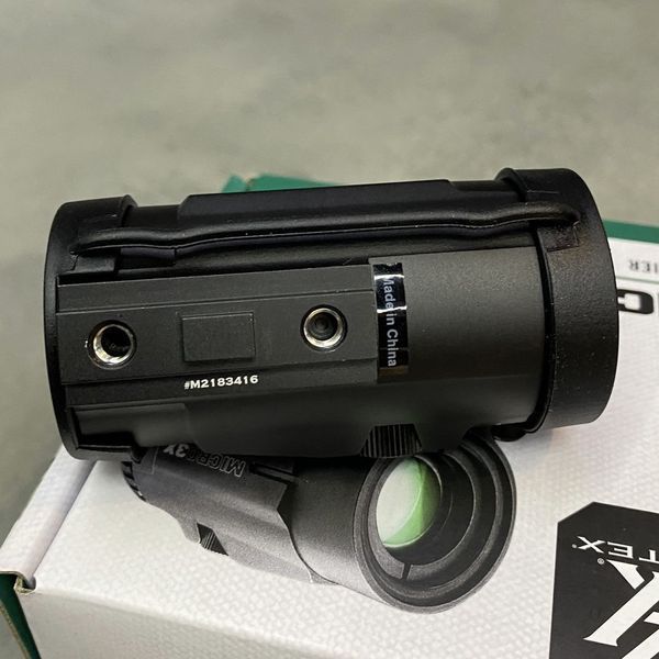 Магніфер Vortex Micro V3XM c відкидним кріпленням на планку Пікатінні 243263 фото