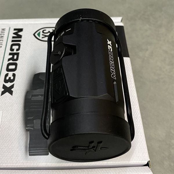 Магніфер Vortex Micro V3XM c відкидним кріпленням на планку Пікатінні 243263 фото