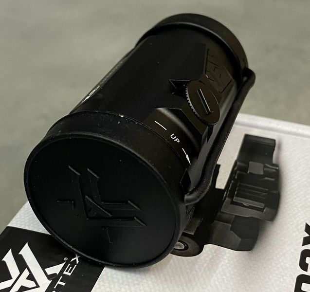 Магніфер Vortex Micro V3XM c відкидним кріпленням на планку Пікатінні 243263 фото