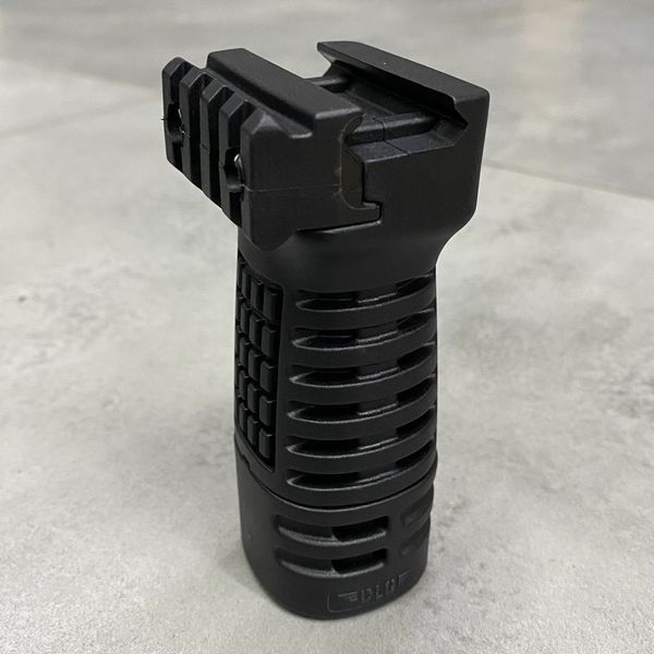 Рукоятка тактическая средняя, DLG TACTICAL (DLG-116), цвет Черный, с отсеком для хранения, на Вивер/Пикатинни 241729 фото