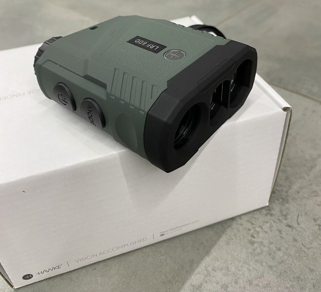 Далекомір лазерний Hawke LRF 800 (41022) LCD 6x25. Точність виміру на відстані до 800 м 241699 фото