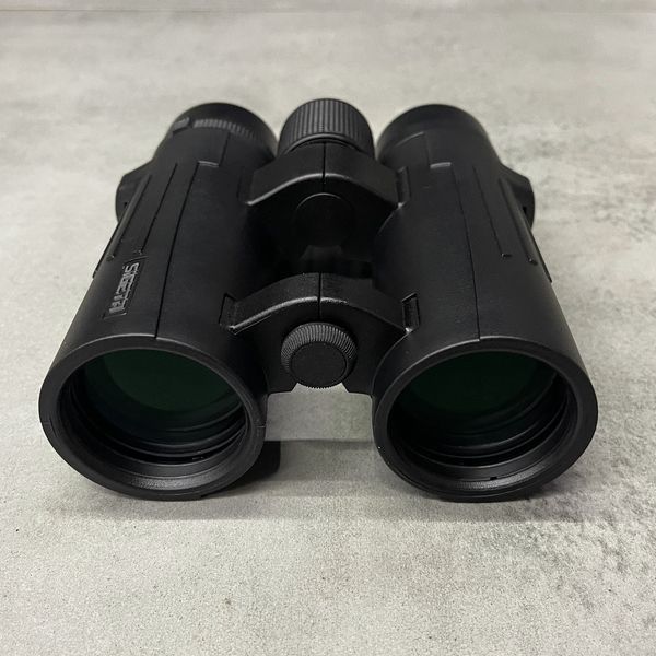 Бинокль SIGETA Imperial 10x42, Черный, светосила 17.6, Roof, водостойкий,&nbsp;чехол, нашейный ремень 242732 фото
